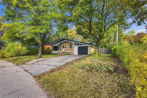 246 Hillcrest Rd, Cambridge, ON, N3H1B2 | Card Image