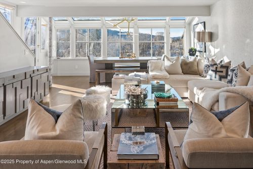 18-100 N 8th St, Aspen, CO, 81611-1124 | Card Image