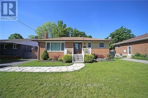 580 Taplow Cres, Oakville, ON, L6L4W2 | Card Image