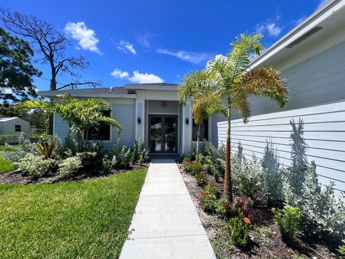 122 Nw Dorchester St, Port St Lucie, FL, 34983-1633 | Card Image