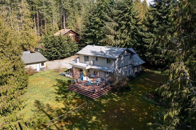 1253 Hawthorn Road, House other with 3 bedrooms, 2 bathrooms and 5 parking in Roberts Creek BC | Image 36