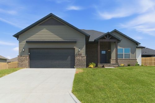 2609 W Webb Rd, Ozark, MO, 65721-4312 | Card Image