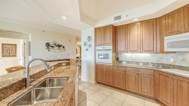 APT-603 - 409 N Point Rd, Condo with 3 bedrooms, 3 bathrooms and null parking in OSPREY FL | Image 23