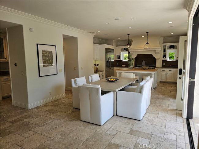 411 Snug Harbor Rd, House other with 5 bedrooms, 5 bathrooms and 3 parking in Newport Beach CA | Image 16