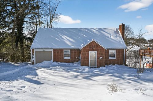 19 Locust Ln, Upper St. Clair, PA, 15241-1339 | Card Image