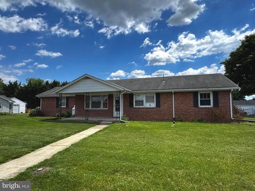 328 Richard St, MARTINSBURG, WV, 25404-9079 | Card Image