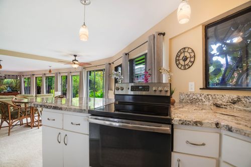 apt-6a-3920 Wyllie Rd, Princeville, HI, 96722-5524 | Card Image