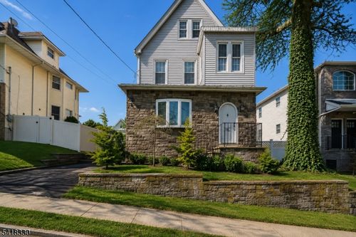 60 Stewart Ave, Kearny, NJ, 07032-1724 | Card Image