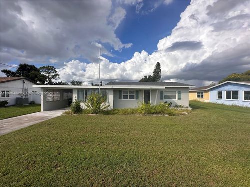 130 Virginia Ct, ENGLEWOOD, FL, 34223-3655 | Card Image