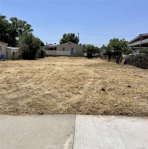 7542 Peters St, Riverside, CA, 92504 | Card Image