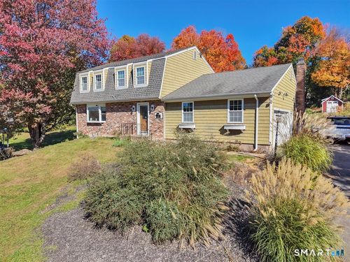 11 Kent Drive, Manchester, CT, 06042 | Card Image