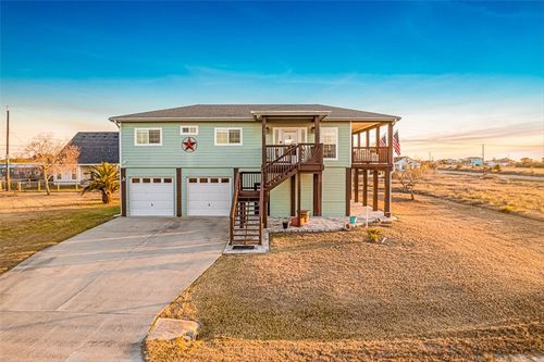 367 Royal Oak Ln, Rockport, TX, 78382-9266 | Card Image