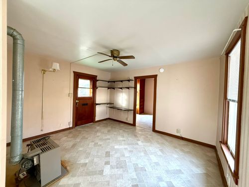 1034 Milwaukee Ave, Deer Lodge, MT, 59722-1242 | Card Image