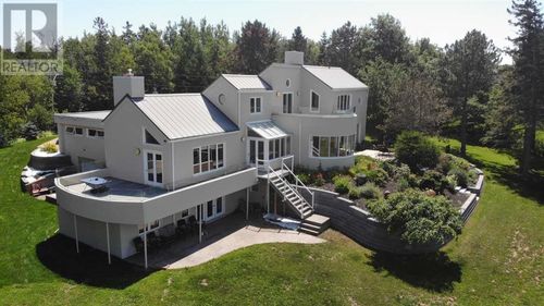 28 Battery Point Dr, Stratford, PE, C1B2K8 | Card Image