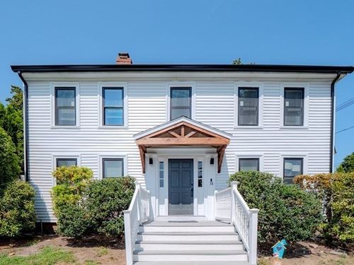 38 N Main St, Middleton, MA, 01949-1712 | Card Image