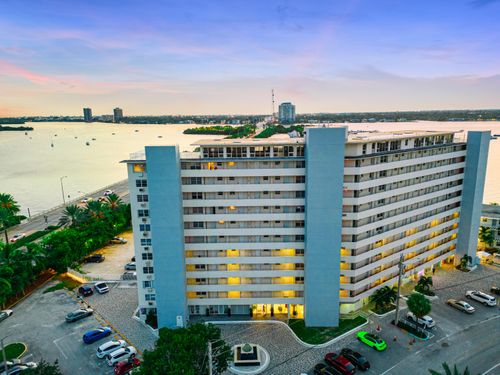 apt-1016-7904 West Dr, North Bay Village, FL, 33141-5536 | Card Image