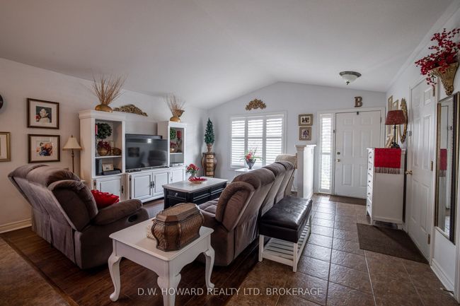 15 Meadowlark Dr, House other with 3 bedrooms, 2 bathrooms and 4 parking in Port Colborne ON | Image 6