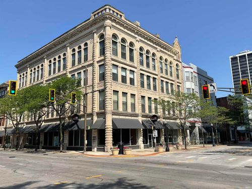 319-112 W Washington Blvd, Fort Wayne, IN, 46802-3036 | Card Image