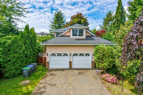 9465 164 St, Surrey, BC, V4N3C8 | Card Image