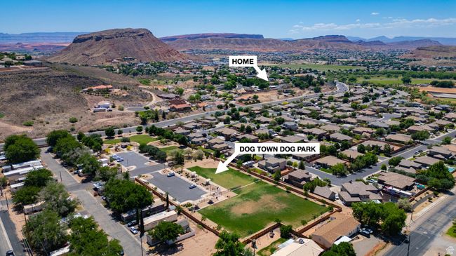 Aerial view of property's location with mountains | Image 11