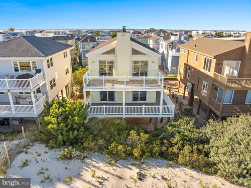 214 E 29th St, LONG BEACH TOWNSHIP, NJ, 08008-2565 | Card Image