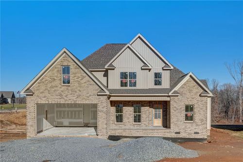 101 Shady Springs Dr, Reidsville, NC, 27320-9764 | Card Image