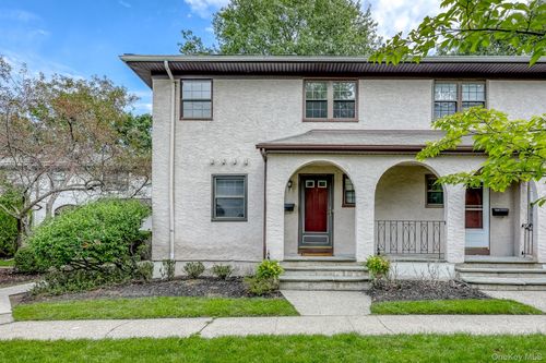38 Somerset Dr, Suffern, NY, 10901-6901 | Card Image