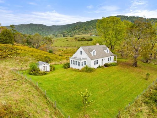 6270 Wilson Hwy, Independence, VA, 24348-4125 | Card Image