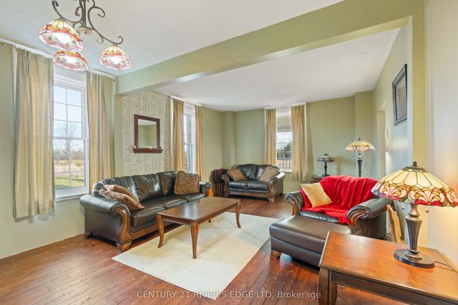 52 Caintown Rd, House other with 3 bedrooms, 2 bathrooms and 4 parking in Front Yonge ON | Image 17