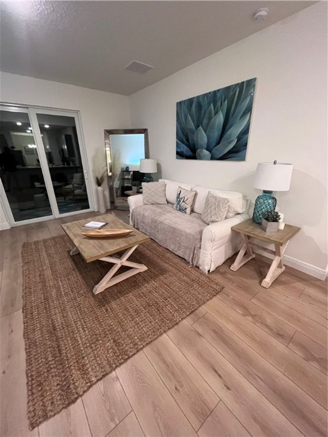 708 Newhall Ter, House other with 3 bedrooms, 2 bathrooms and null parking in SEBASTIAN FL | Image 8