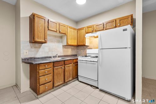 3-26 Lawrence Street, Hartford, CT, 06106 | Card Image