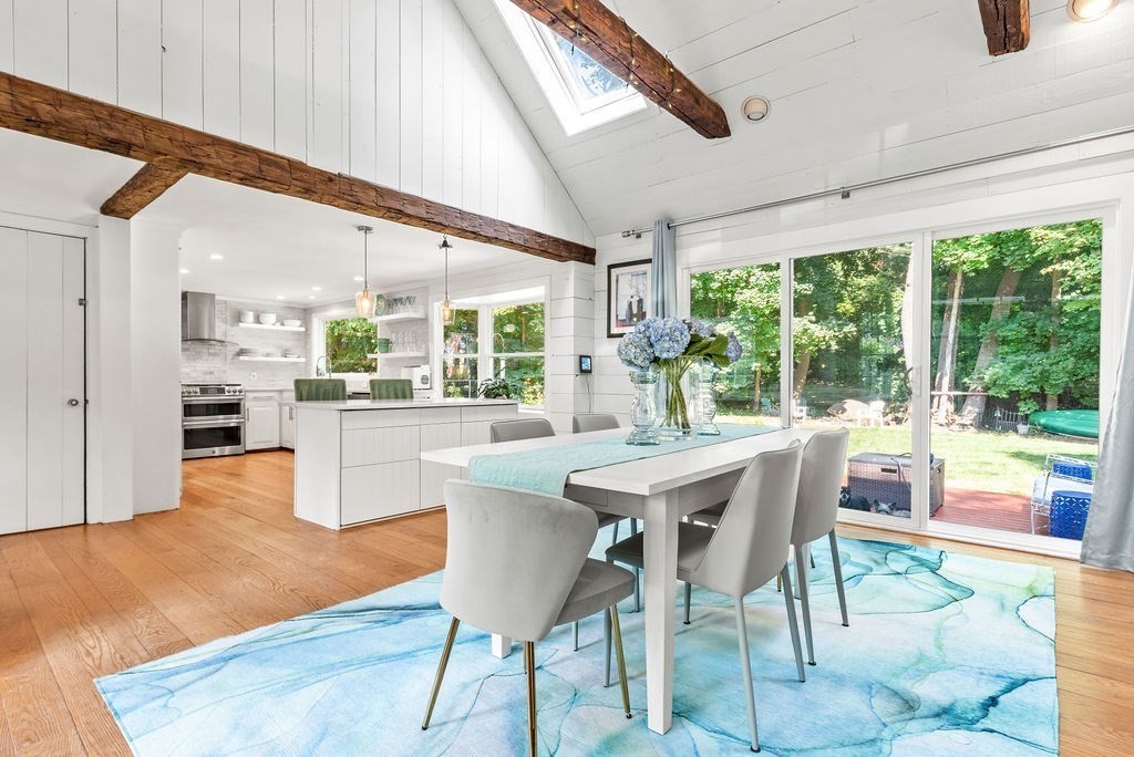 Circle Dr, Wrentham, MA 02093