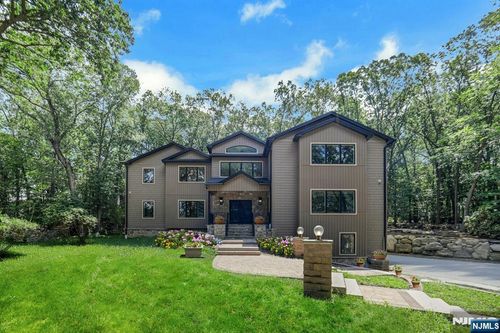 206 Peterson Pl, Ramsey, NJ, 07446 | Card Image
