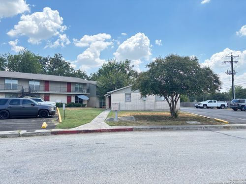 apt-c6-5602 Bienville Dr, San Antonio, TX, 78233-6128 | Card Image