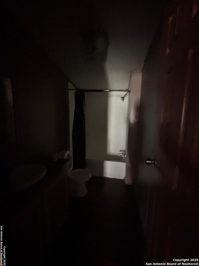 17423 Fx Ball Dr, House other with 1 bedrooms, 3 bathrooms and null parking in Elmendorf TX | Image 13