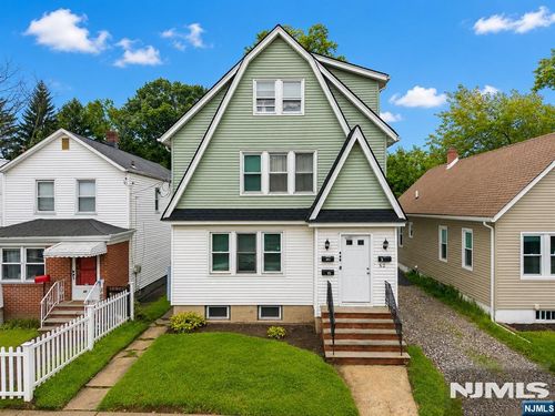 52 Thomas St, Bloomfield, NJ, 07003-2383 | Card Image