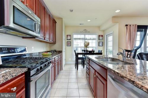 20655 Sibbald Sq, ASHBURN, VA, 20147-4066 | Card Image