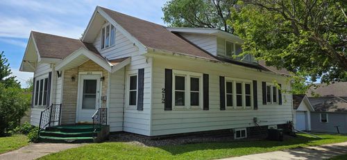 212 E 5th St, Albert Lea, MN, 56007-4522 | Card Image