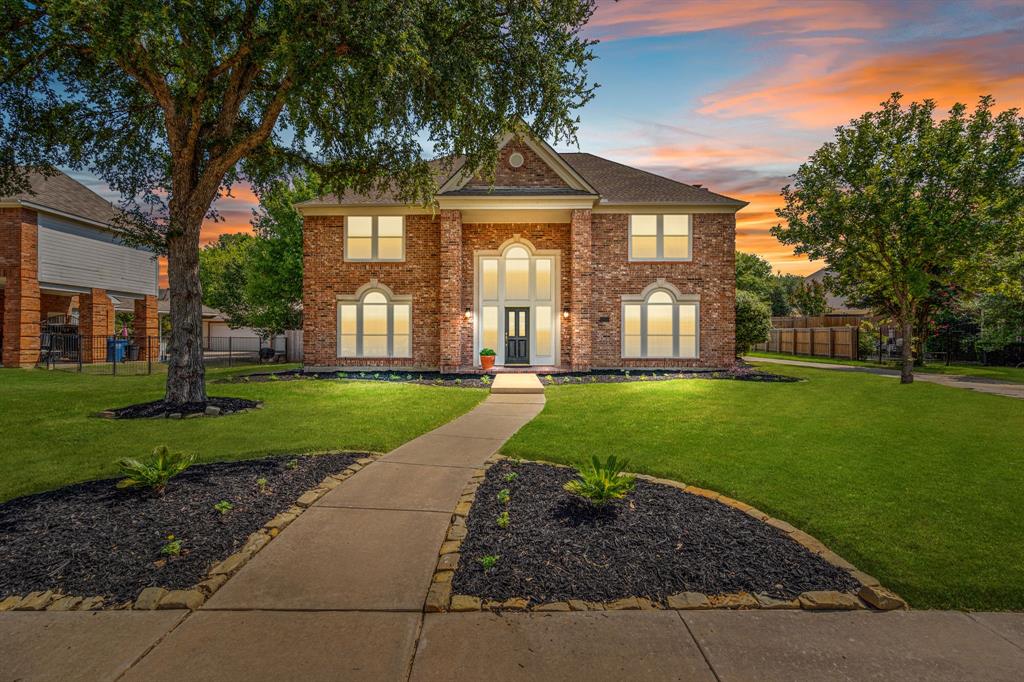 Meadowlark Ln, Southlake, TX 76092