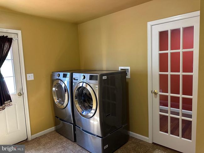 8 Nancy Cir, House other with 4 bedrooms, 4 bathrooms and null parking in READING PA | Image 17