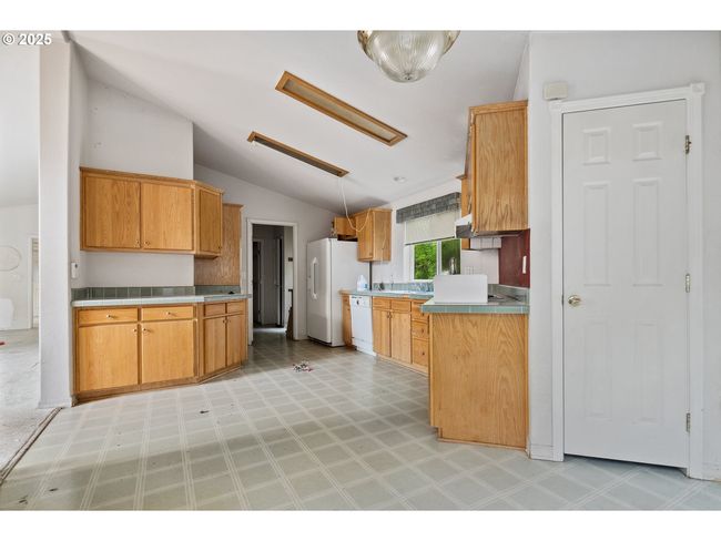 25482 E Cedar Glen Loop, House other with 3 bedrooms, 2 bathrooms and 2 parking in Welches OR | Image 11