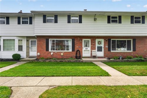 c4-27651 Lake Shore Blvd, Euclid, OH, 44132-1362 | Card Image