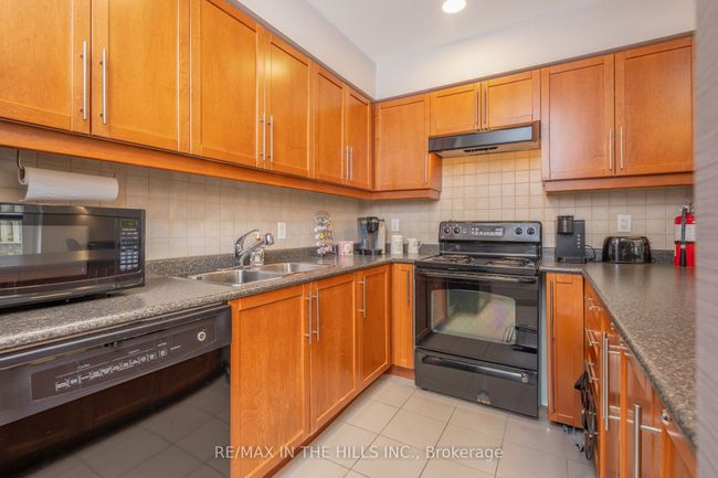 404 - 50 Port St E, Condo with 2 bedrooms, 2 bathrooms and null parking in Mississauga ON | Image 33