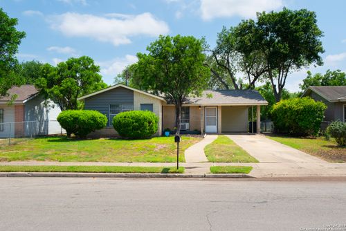 7414 Westfield Blvd, San Antonio, TX, 78227-2735 | Card Image