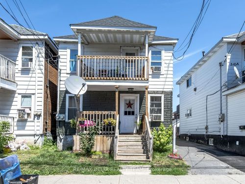 212 Mcconnell Ave, Cornwall, ON, K6H4L3 | Card Image