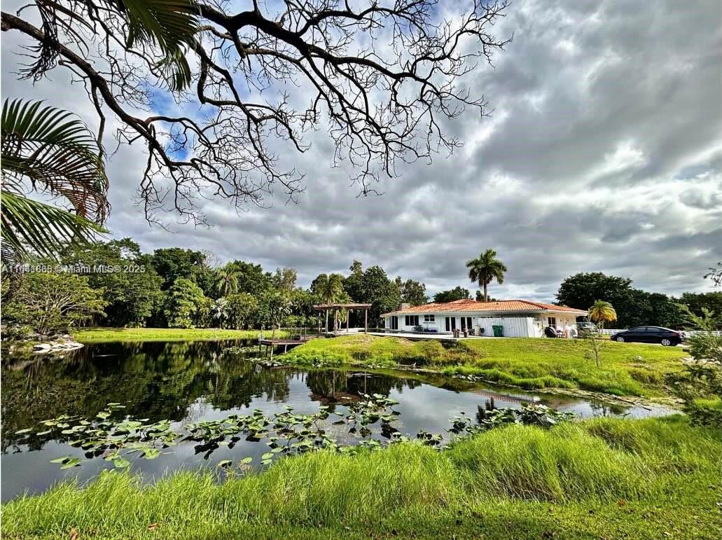 Luray Rd, Southwest Ranches, FL 33330