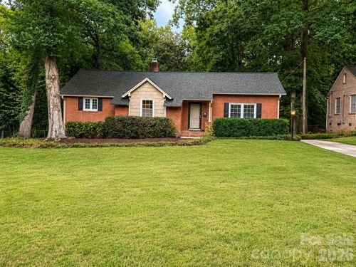3101 Northampton Dr, Charlotte, NC, 28210-5425 | Card Image