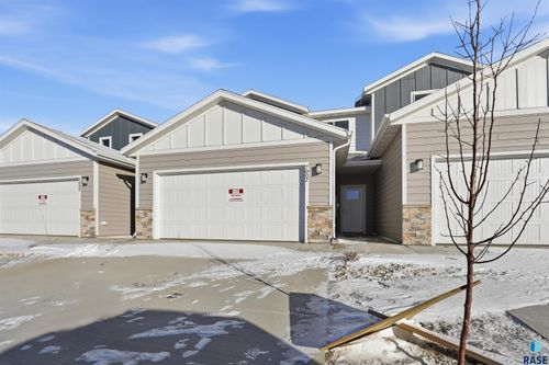 6906 E Brooks Edge Pl, Sioux Falls, SD, 57110-6357 | Card Image