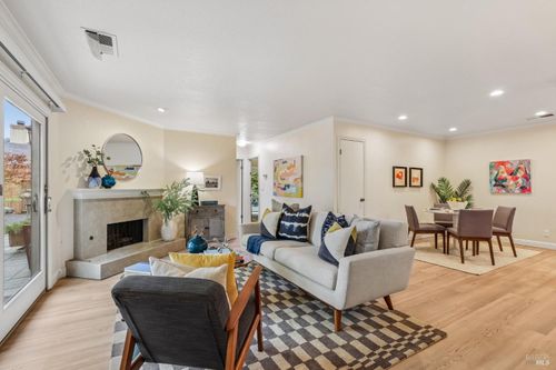 1140 Grove Cir, Benicia, CA, 94510-1734 | Card Image
