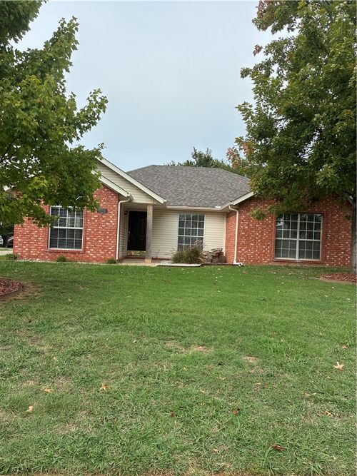 4294 Backus Ave, Springdale, AR, 72762-2172 | Card Image